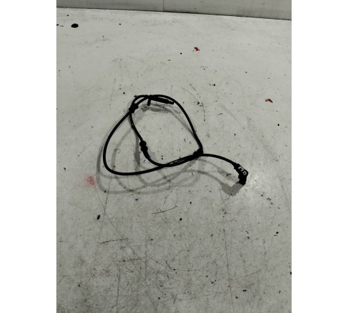 Датчик ABS(передний правый)