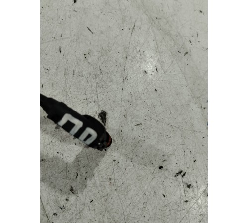 Датчик ABS(передний правый)