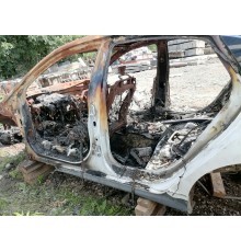 Порог со стойкой левый