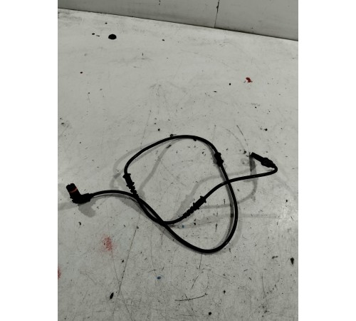 Датчик ABS(передний правый)