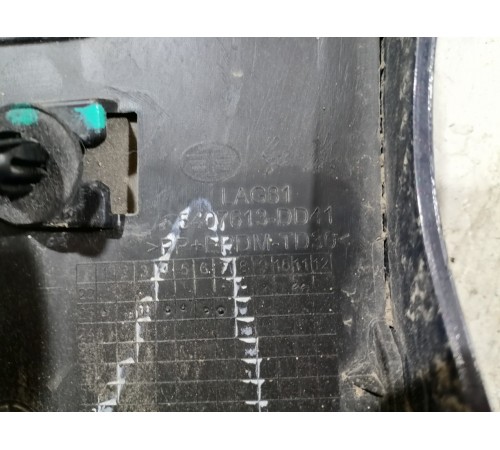 Накладка арки крыла передняя левая