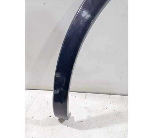 Накладка арки крыла передняя левая