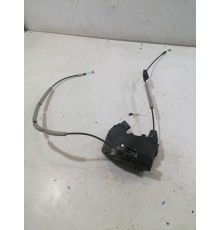 Замок двери передней правой