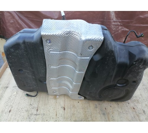 Бак топливный