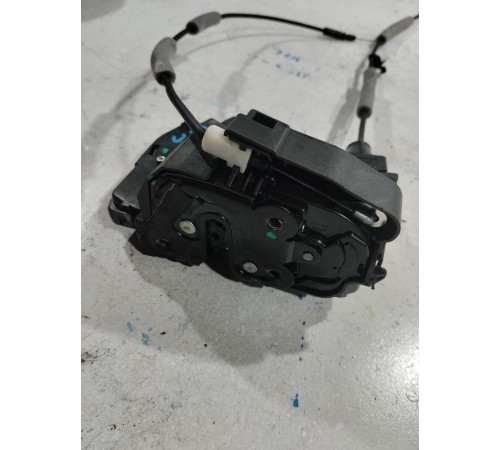 Замок двери задний правый