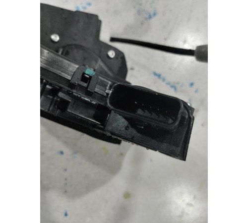 Замок двери задний правый