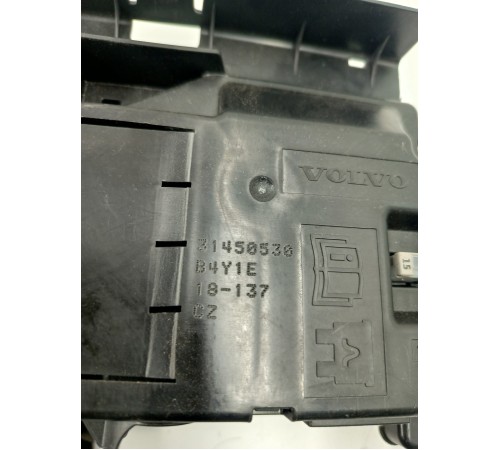 Клемма плюсовая с предохранителем и пиропатроном