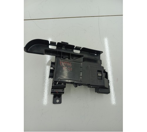 Клемма плюсовая с предохранителем и пиропатроном