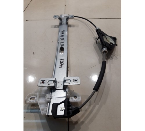 Стеклоподъёмник (задний, правый)