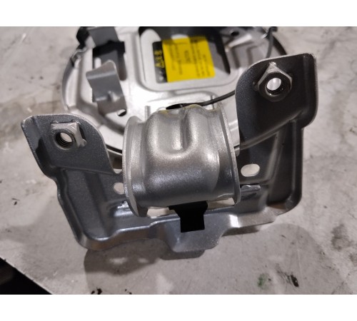 Лючок бензобака с крышкой