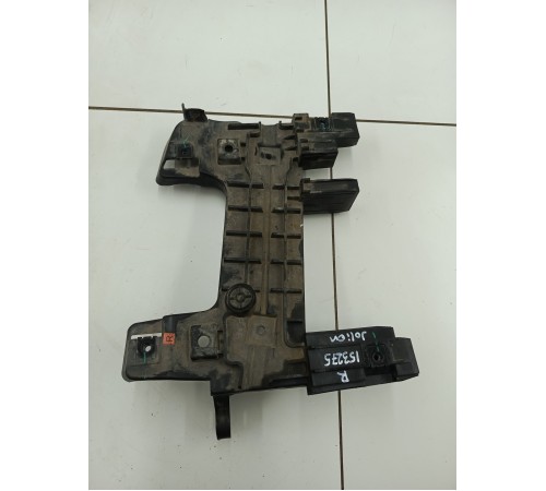 Кронштейн решетки радиатора правый