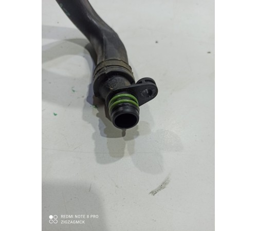 Патрубок системы охлаждения