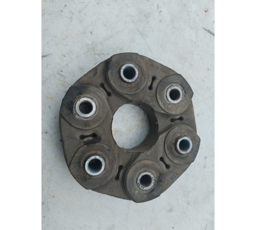 Эластичная муфта карданного вала