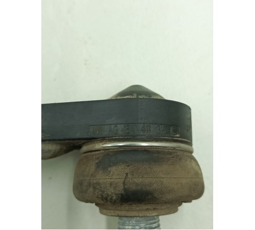 Стойка стабилизатора передняя