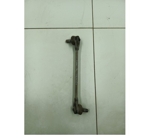 Стойка стабилизатора передняя