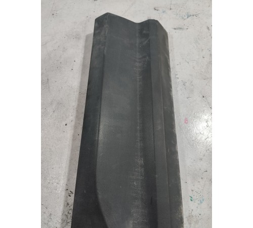 Накладка двери задняя левая нижняя