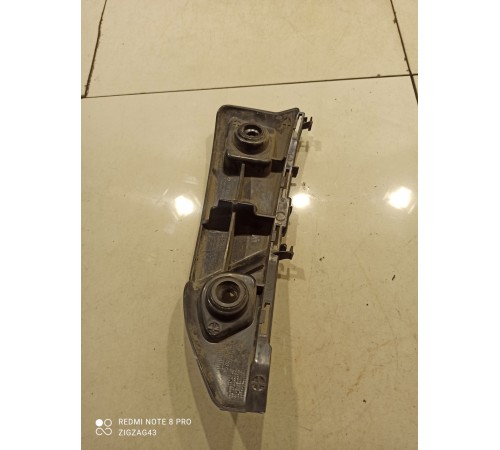 Кронштейн бампера(задний правый)