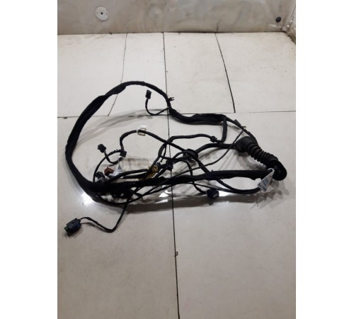 Электропроводка крышки багажника