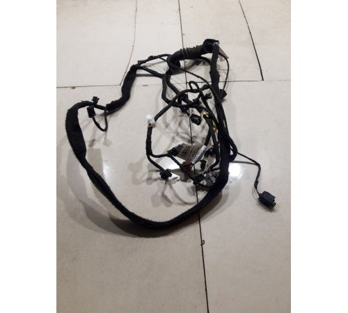 Электропроводка крышки багажника