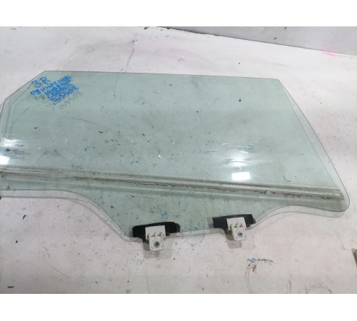 Стекло двери заднее правое