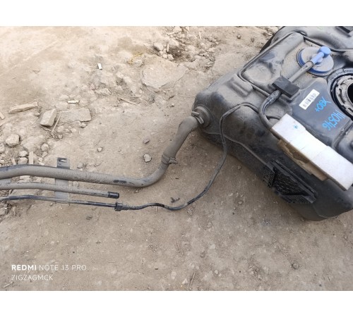 Бак топливный