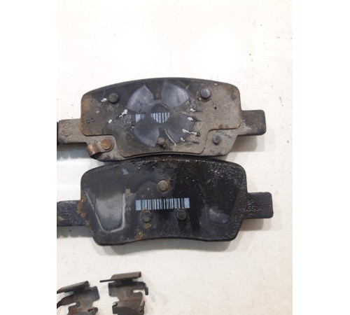 Колодки тормозные задние комплект