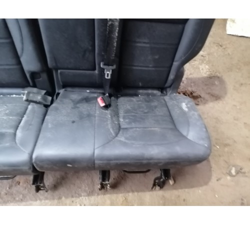 Задний ряд сидений