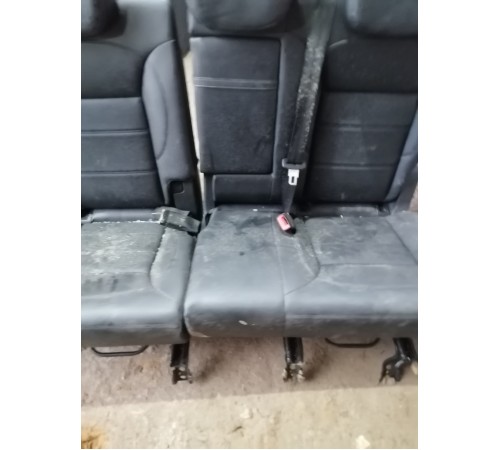 Задний ряд сидений