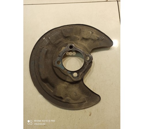 Кожух тормозного диска(задний правый)