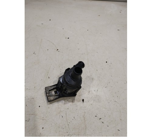 Насос водяной (помпа) электрический