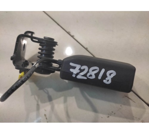 Ответная часть ремня безопасности(задняя левая)