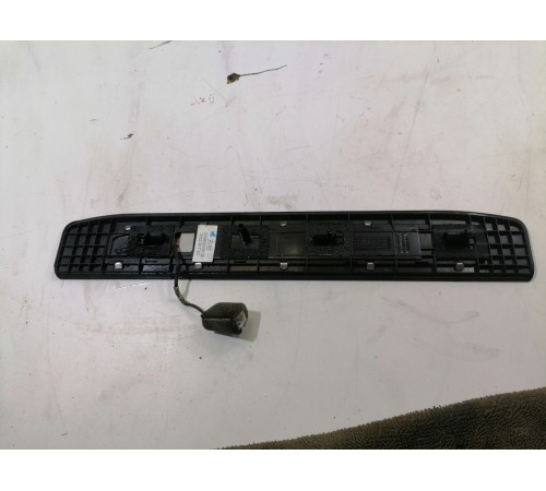 Накладка порога задняя правая