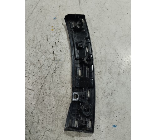 Кронштейн переднего бампера левый