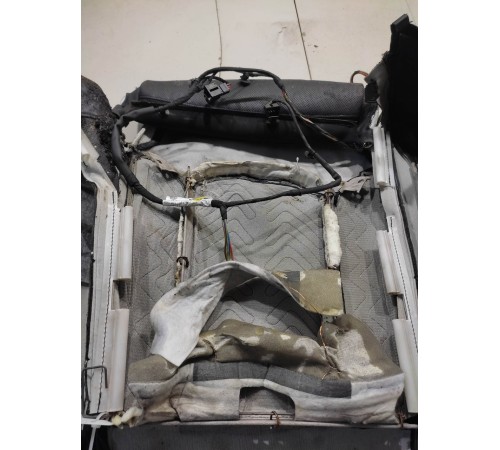 Электроподогрев сиденья передний левый