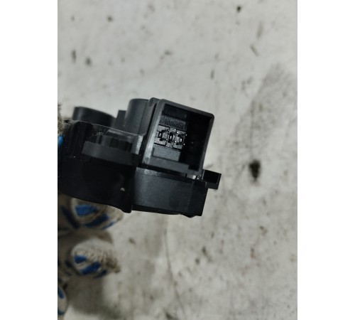 Моторчик привода заслонок отопителя