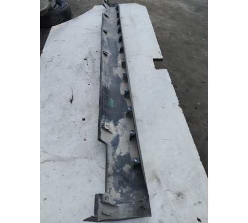 Накладка порога правая