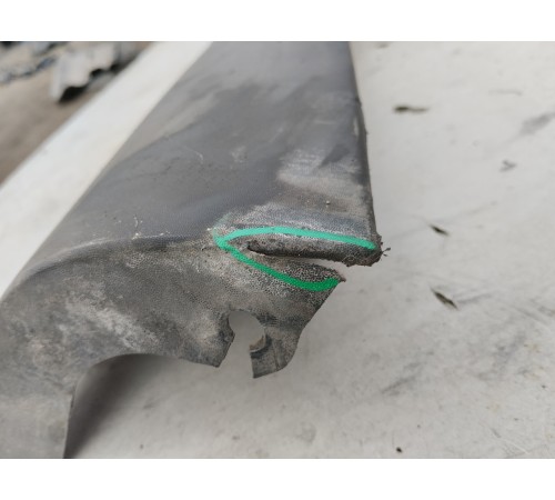 Накладка порога правая