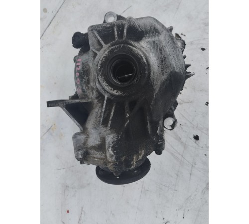 Редуктор передний