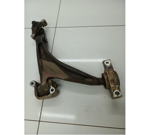 Рычаг подвески передний левый