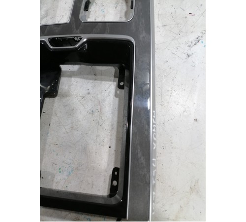 Накладка центральной консоли декоративная