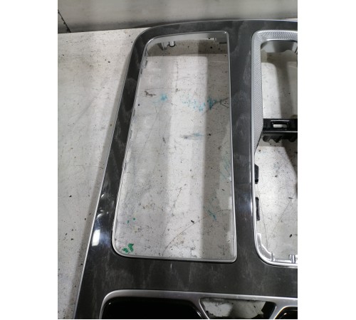 Накладка центральной консоли декоративная