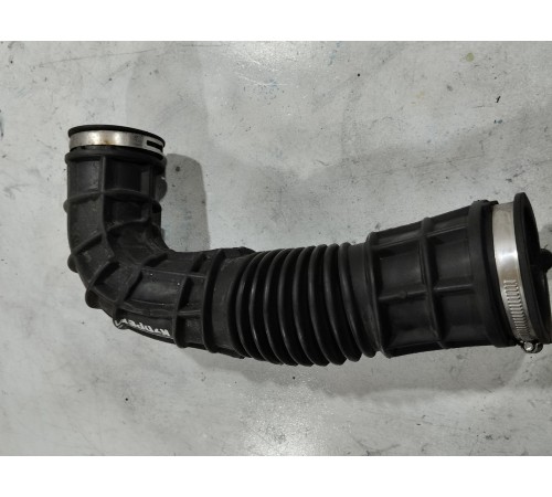 Патрубок воздушного фильтра