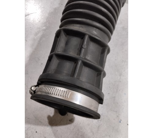 Патрубок воздушного фильтра