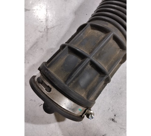 Патрубок воздушного фильтра