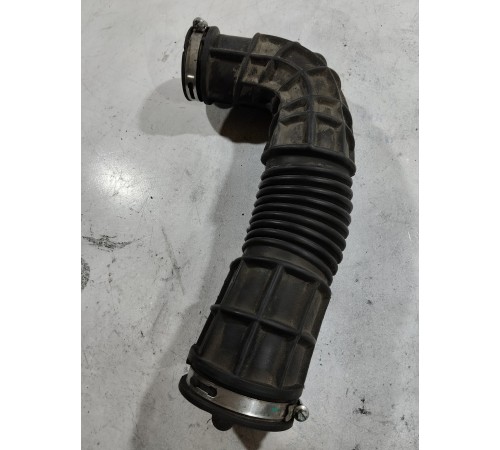 Патрубок воздушного фильтра