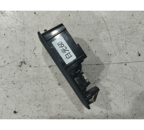 Плафон внутреннего освещения салона с микрофоном левый