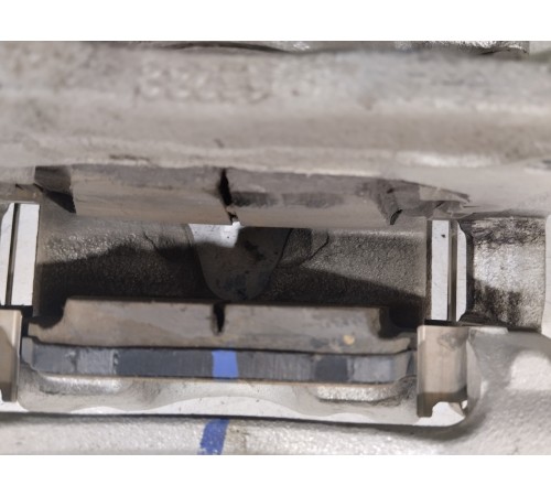 Суппорт тормозной передний правый