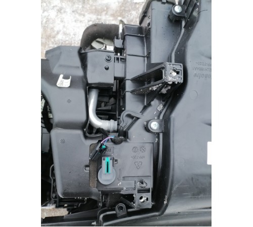 Корпус отопителя печки в сборе