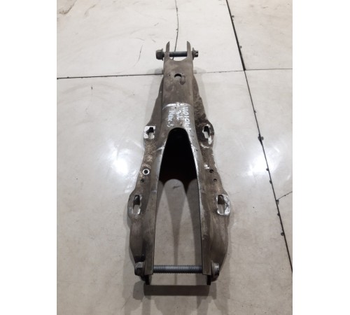 Рычаг подвески(задний левый)