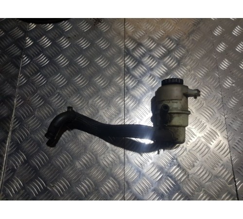 Бачок гидроусилителя руля